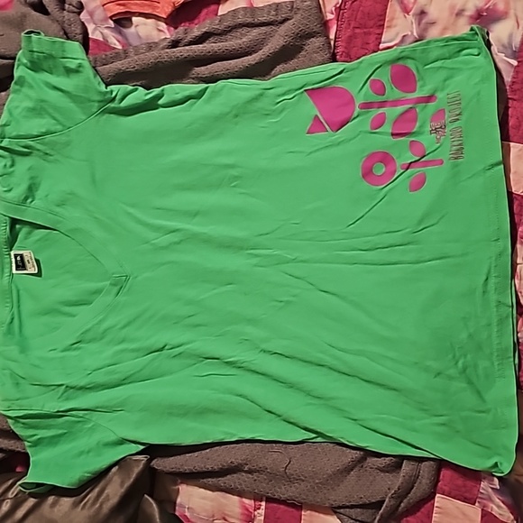 Graphic T - Picture 1 of 1